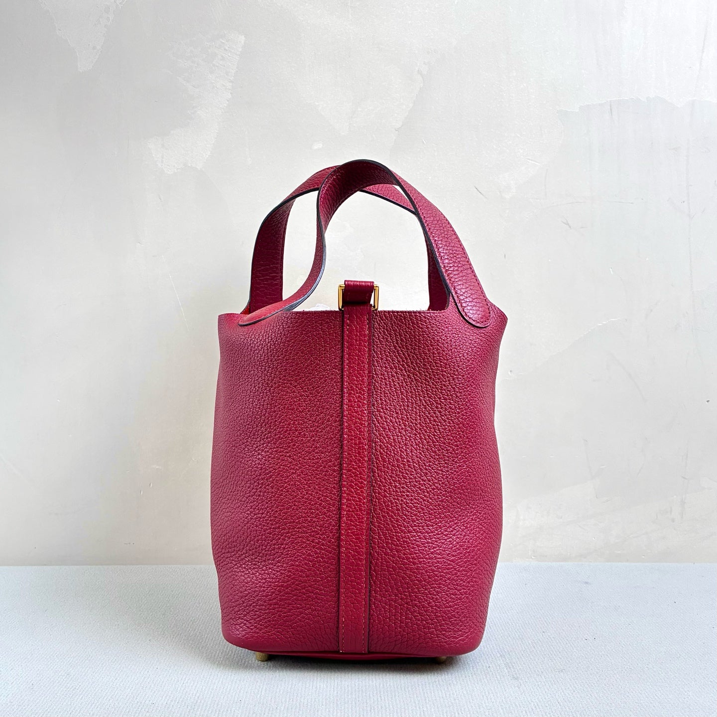 Hermès Y刻 Picotin 18 Basket Bag in Burgundy with Gold Hardware, Size 18*19