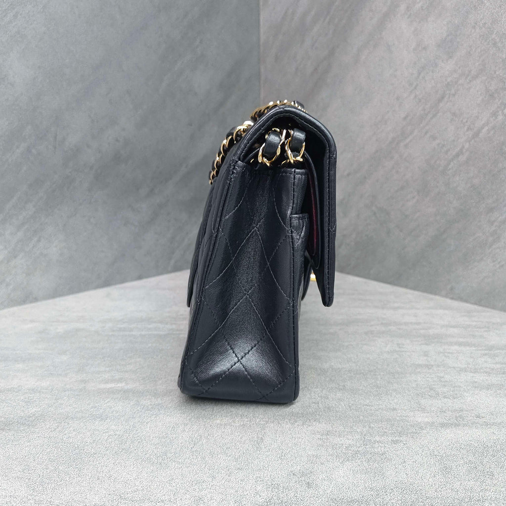 Chanel CF Medium Black Gold Lambskin Chain Bag 12 Opening No Card Structured Shape Clean Interior