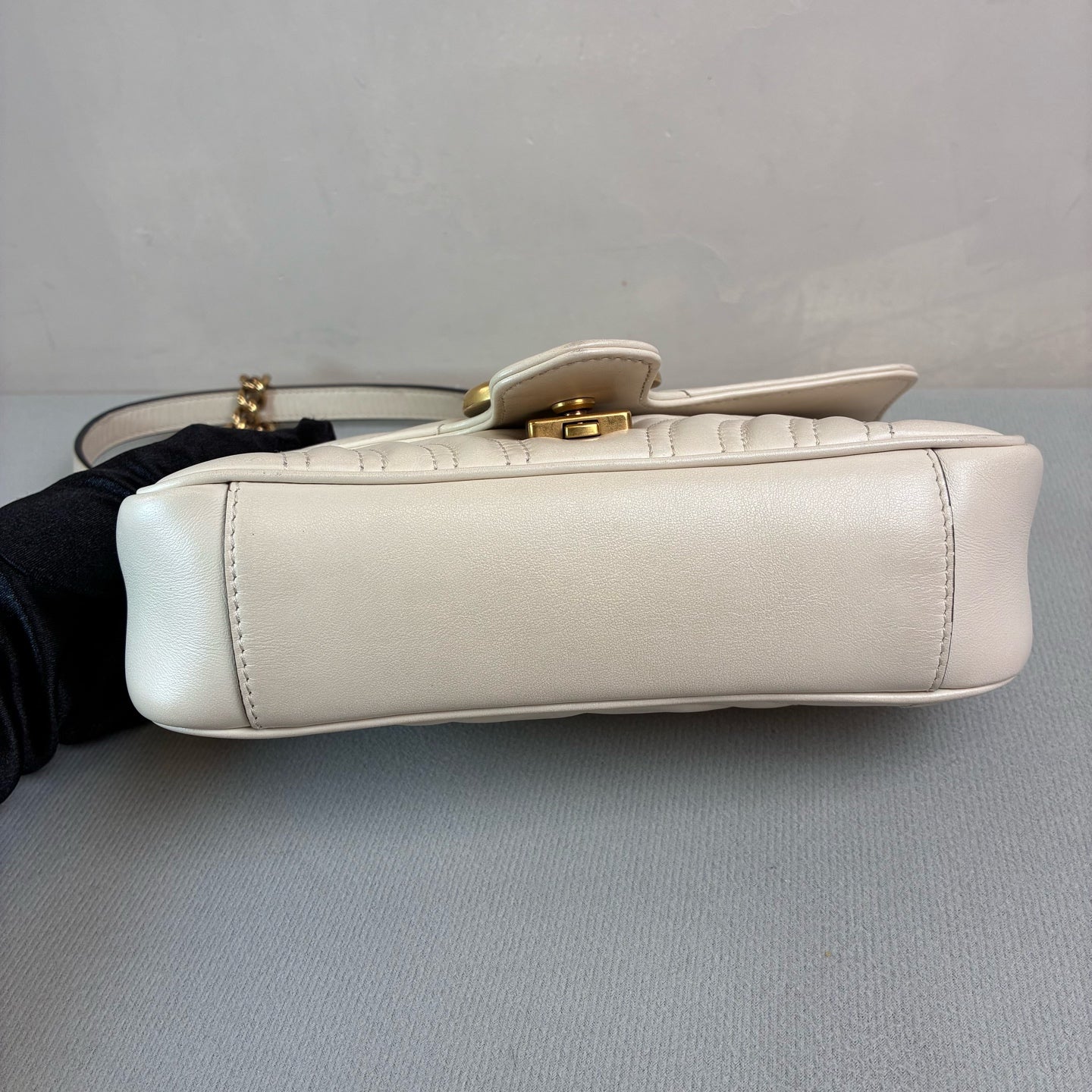Gucci/Gucci 97 New Gucci Marmont Platinum 22 Chain Bag Size 20*14