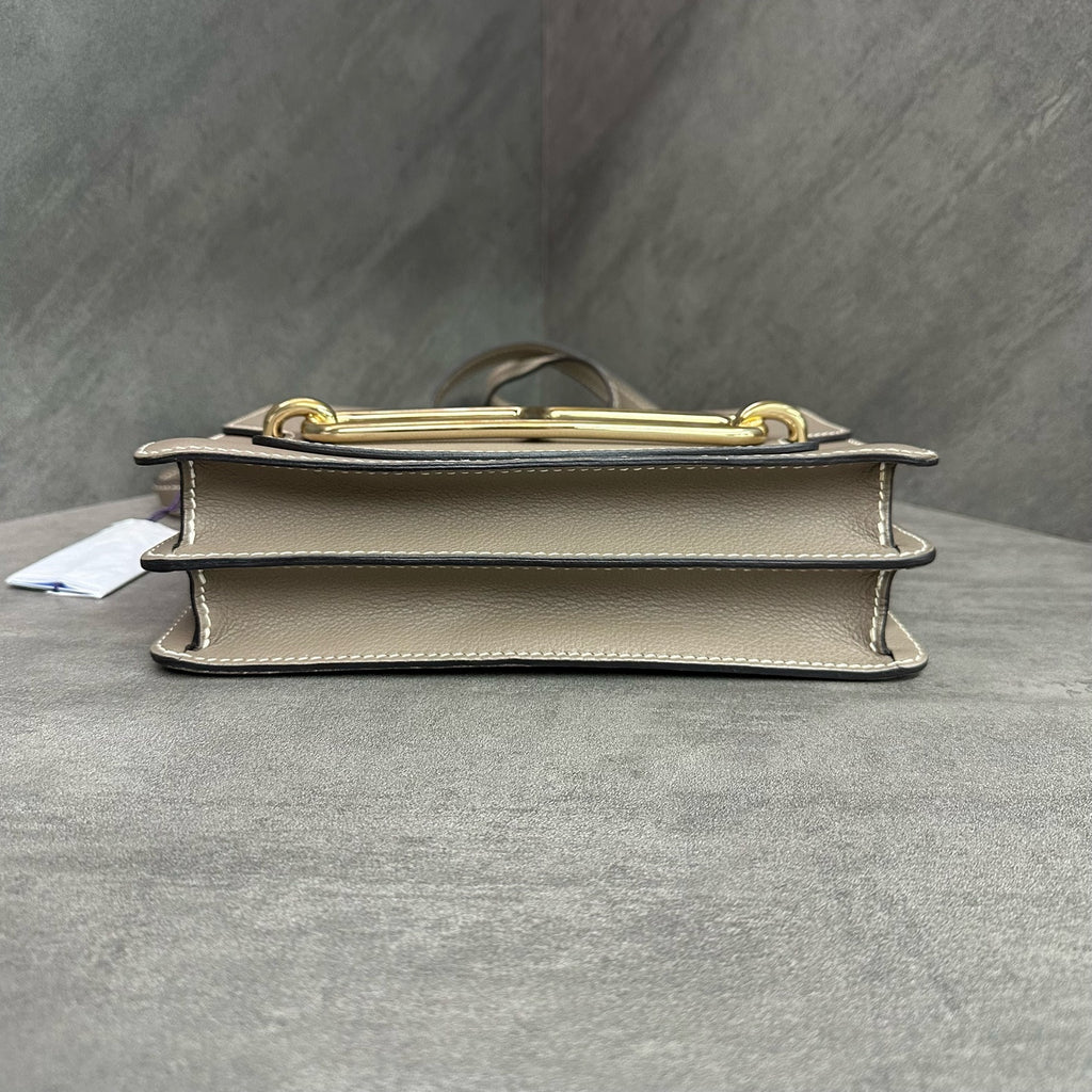 Hermes Pig Nose 23 Gold Buckle Elephant Grey Evercolor Leather