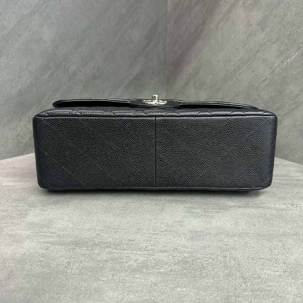 Chanel CF Jumbo Black and Silver Caviar Chain Bag, Chip Version, Structured Shape, Clean Interior.