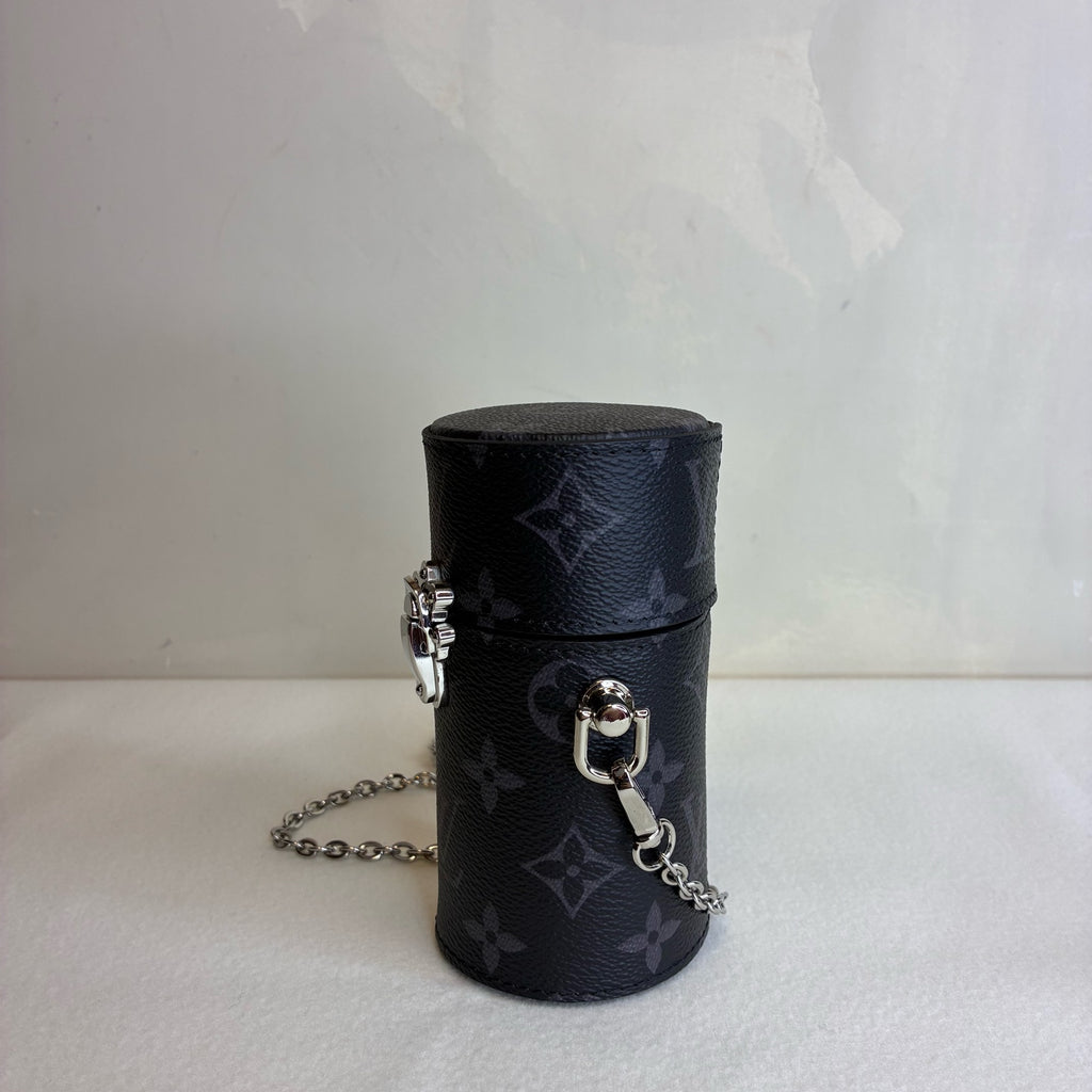 LV/Louis Vuitton 99% new Chip model Black Warrior Monogram Fragrance Box Shoulder Sling Bag Size 13*7