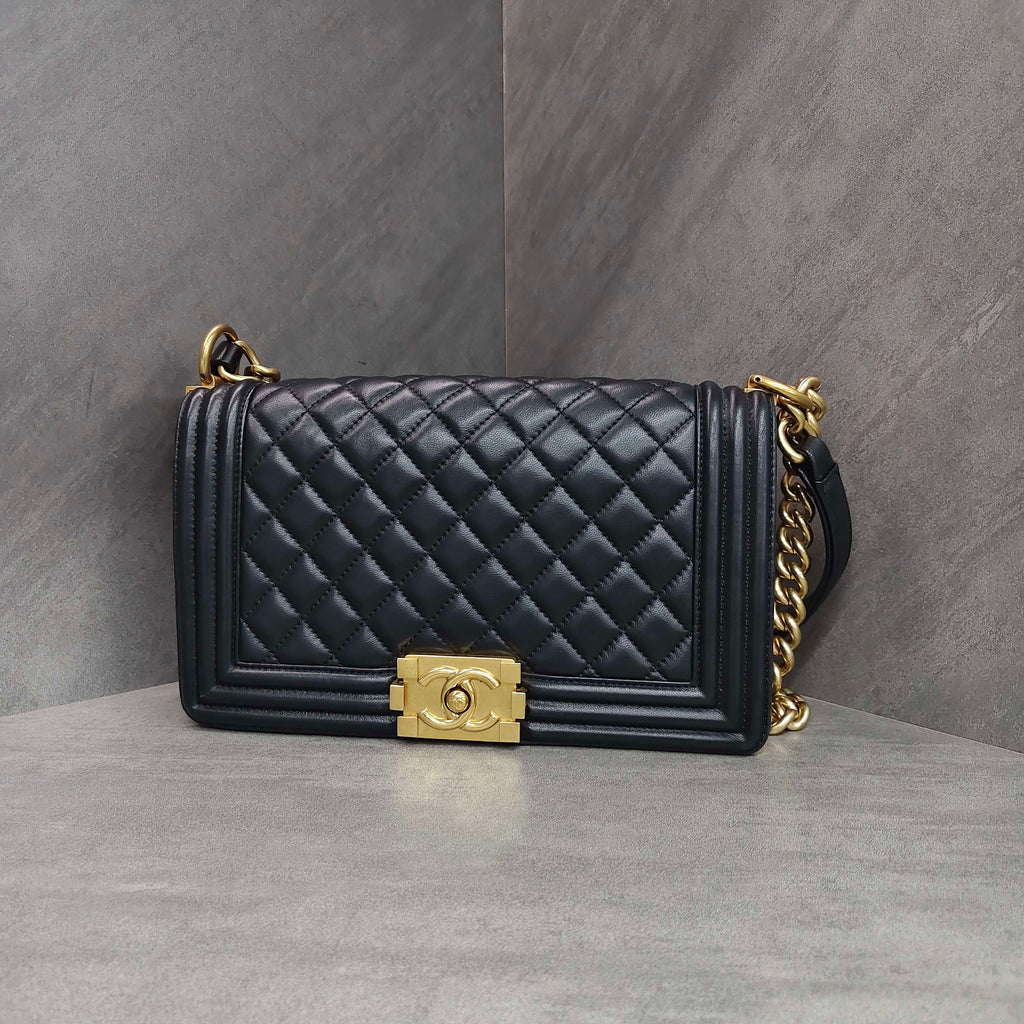 Chanel Le Boy Medium Black and Gold Shoulder Crossbody Bag 22 Opening Without Card