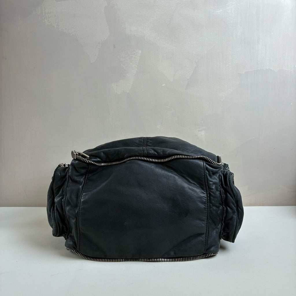 Alexander Wang / Alexander Wang Janet Shoulder Bag Black Soft Lambskin Material Size: 30*