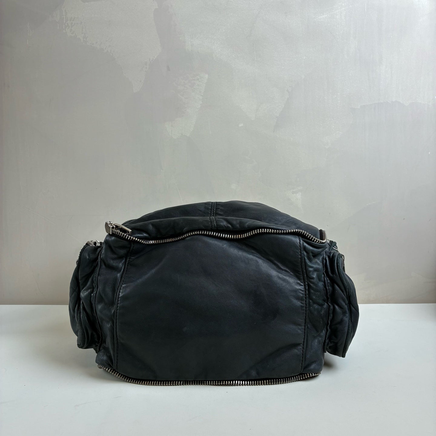 Alexander Wang / Alexander Wang Janet Shoulder Bag Black Soft Lambskin Material Size: 30*