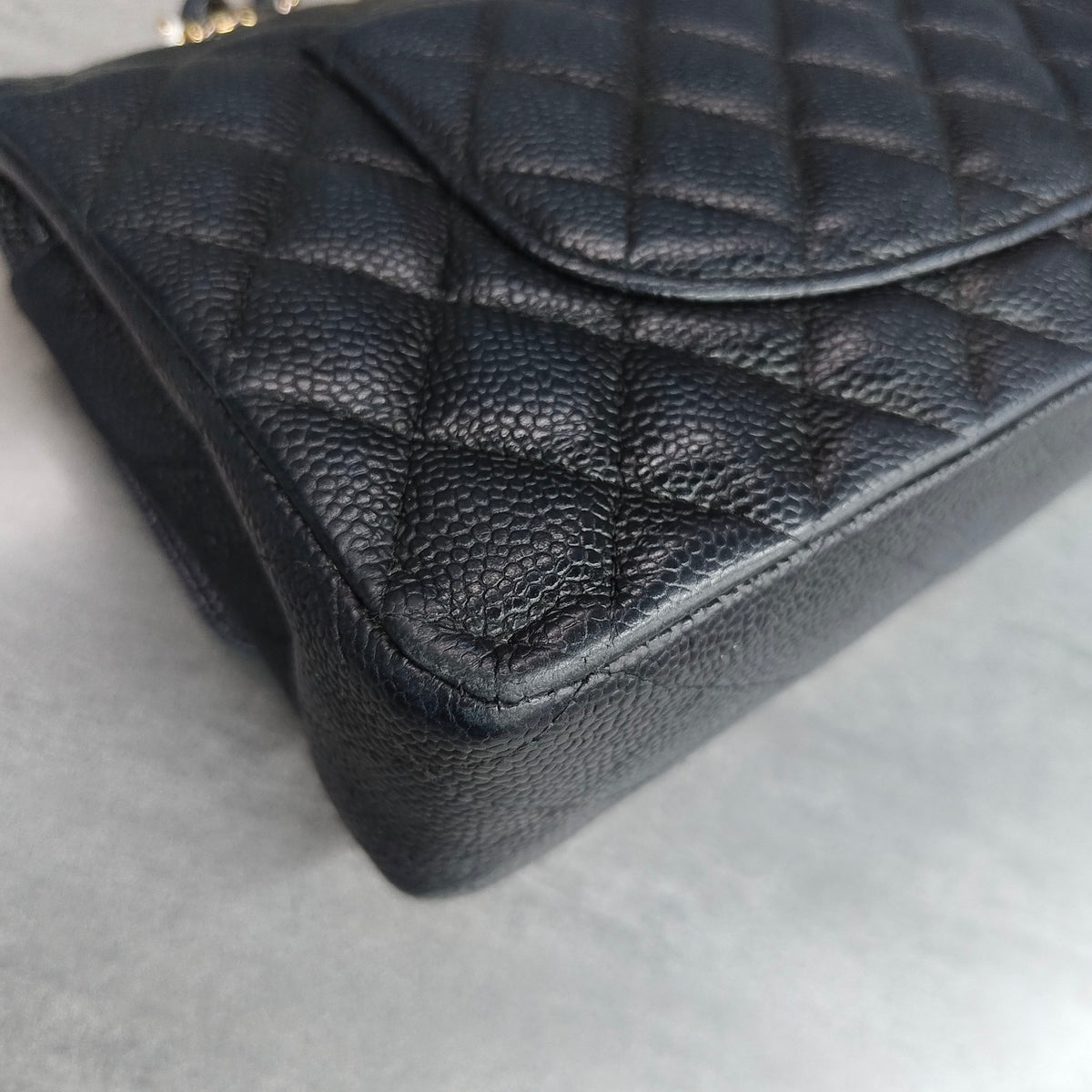 Chanel CF Medium Black and Gold Litchi Leather Chain Bag 23 Opening No Card, Structured Shape
