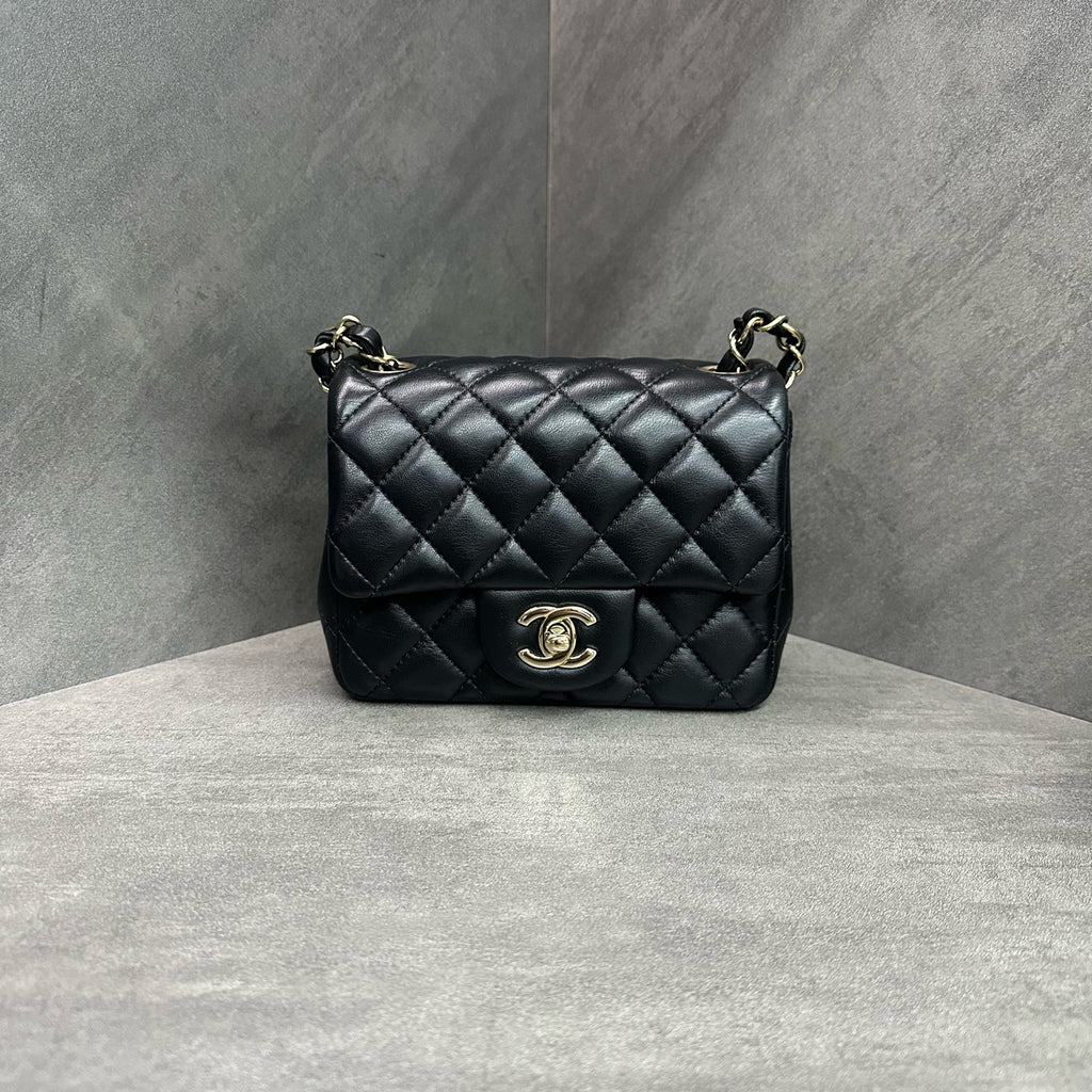 Chanel cf Fang Fattie black gold sheepskin chain bag Chip shape three-dimensional inside clean