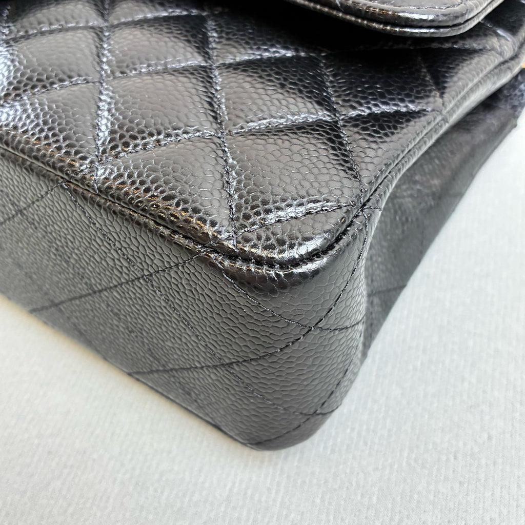 Chanel Medium Chip Double Flap Bag Black Gold Lychee Leather 99% New Size 25.5*15