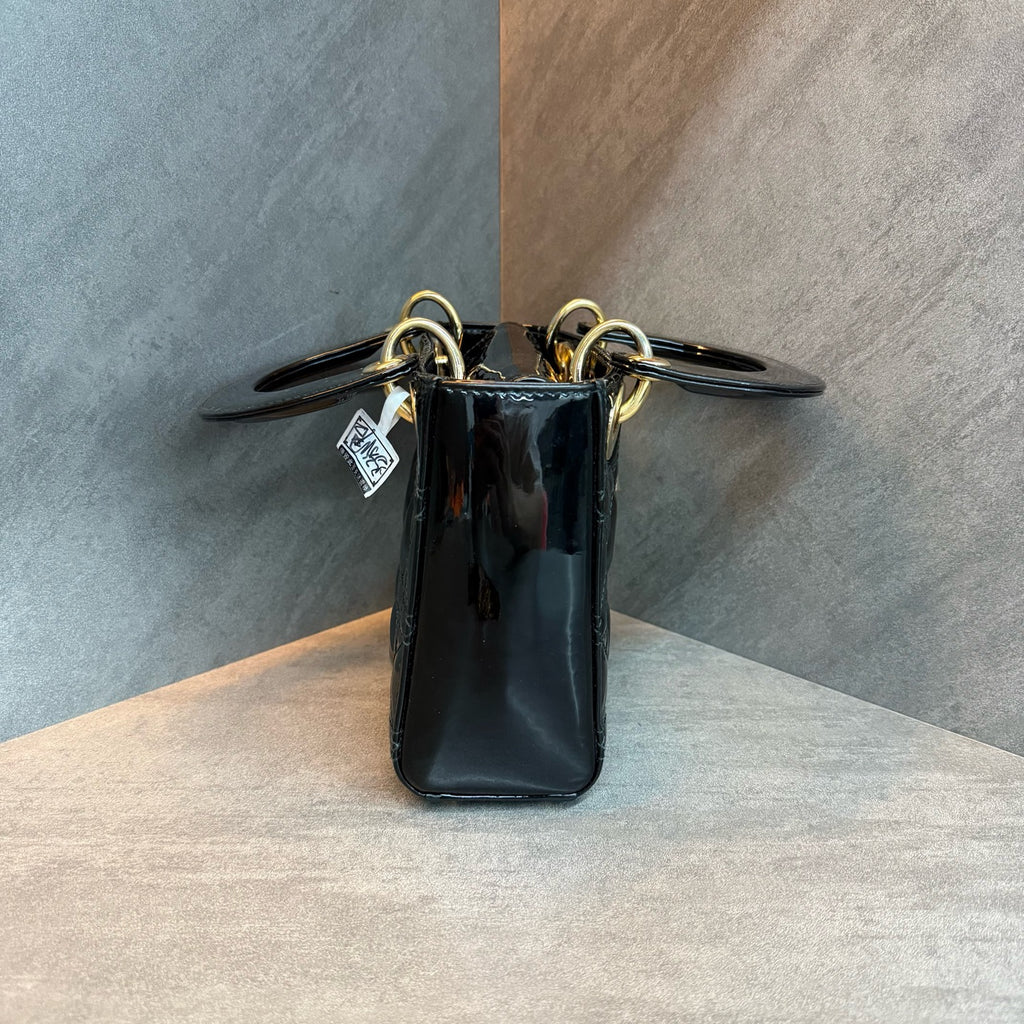Dior Lady Dior black and gold patent leather three-grid Diana bag, 2017 serial code