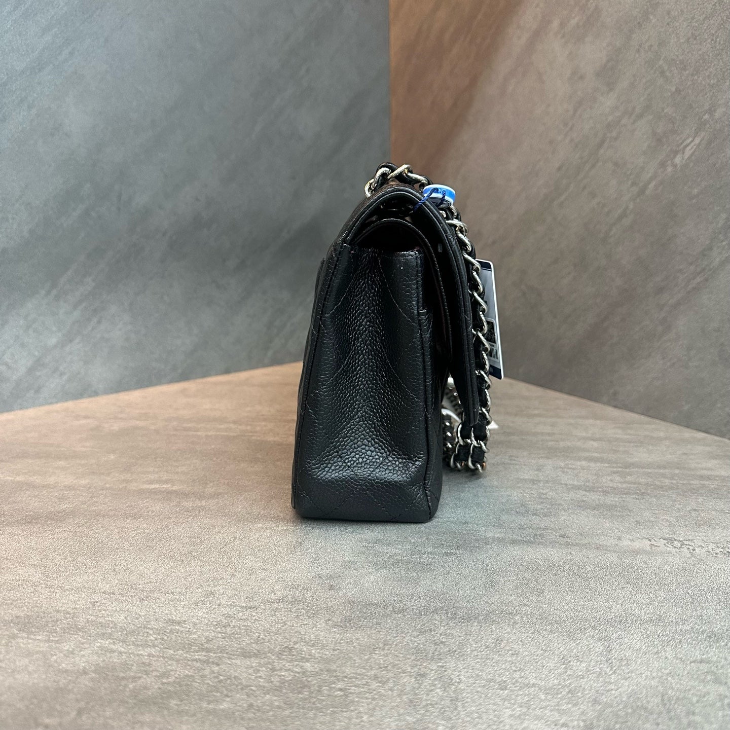 Chanel cf medium size black silver lychee cowhide chain bag, 16 opening type, three-dimensional inside clean