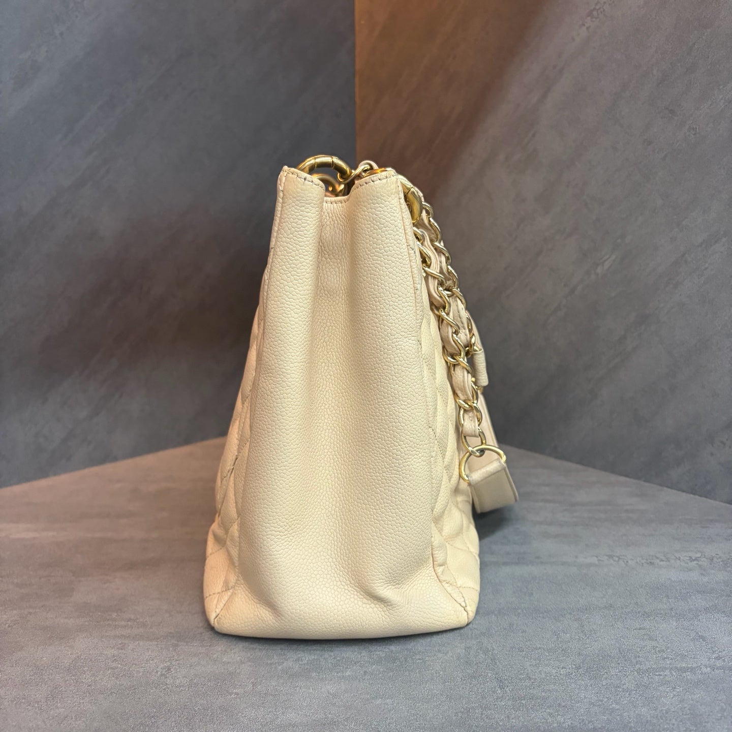 Chanel leboy medium size blue cowhide, 23 series with card, structured shape, clean interior