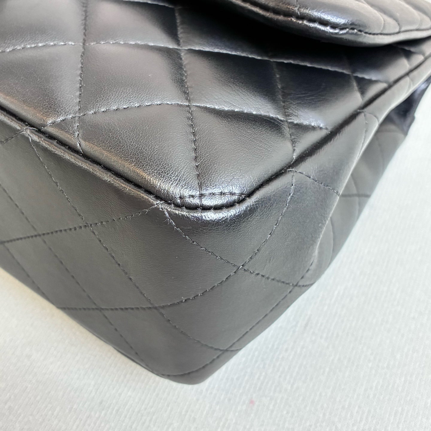 Chanel 14-inch 99% new CF medium size black and gold quilted lambskin dimensions 30*19.
