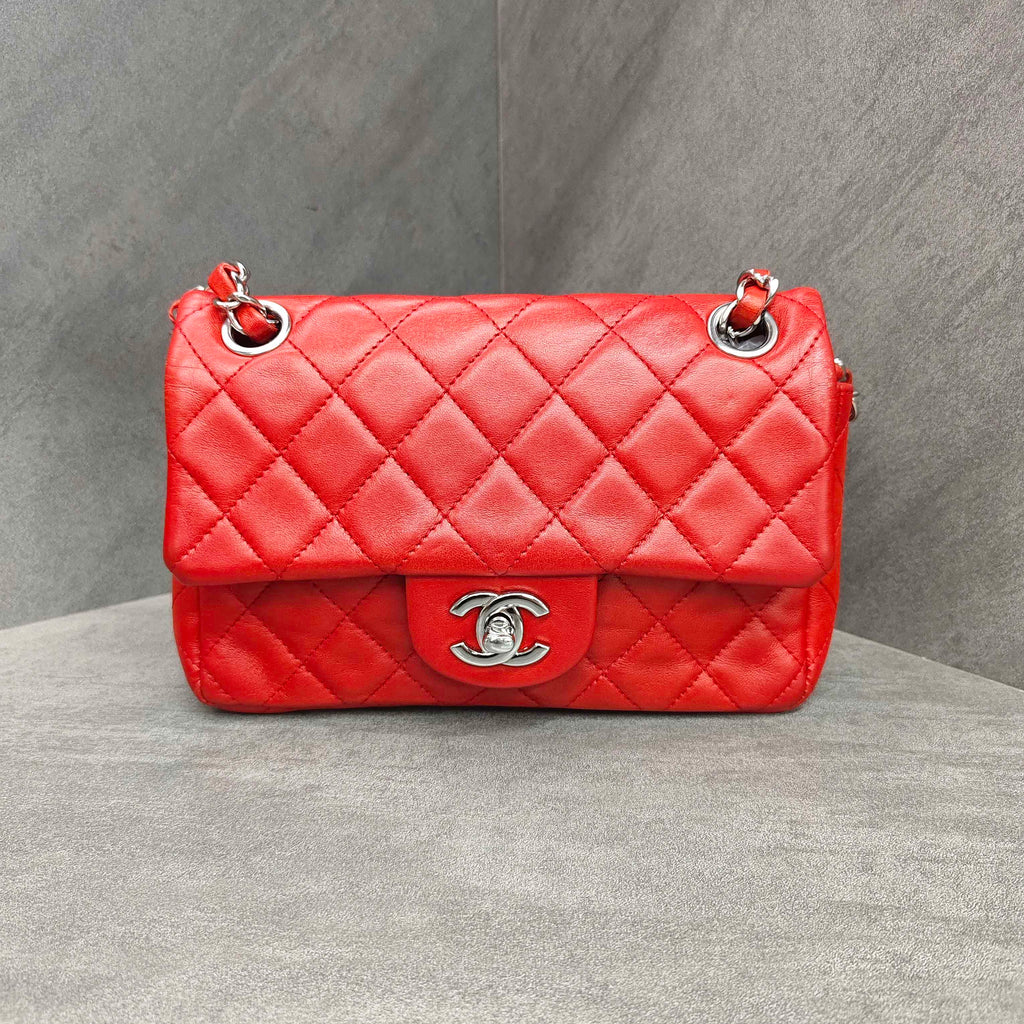 Chanel CF Mini Red and Silver Lambskin Chain Bag 15 Opening