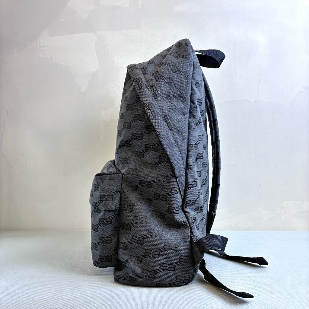 Balenciaga / Balenciaga 99% New Dark Gray Canvas BB Old Flower Backpack Size 33*50