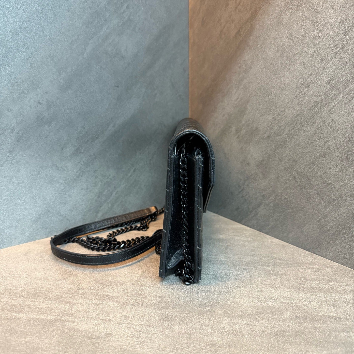 Saint Laurent black so black envelope bag