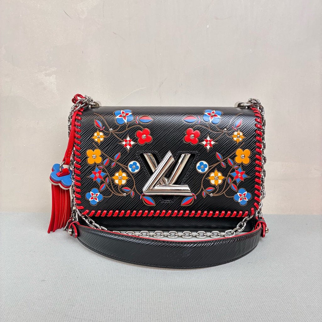 LV/Louis Vuitton Twist Series Limited Edition Crossbody Bag, Dimensions 23*16 cm.