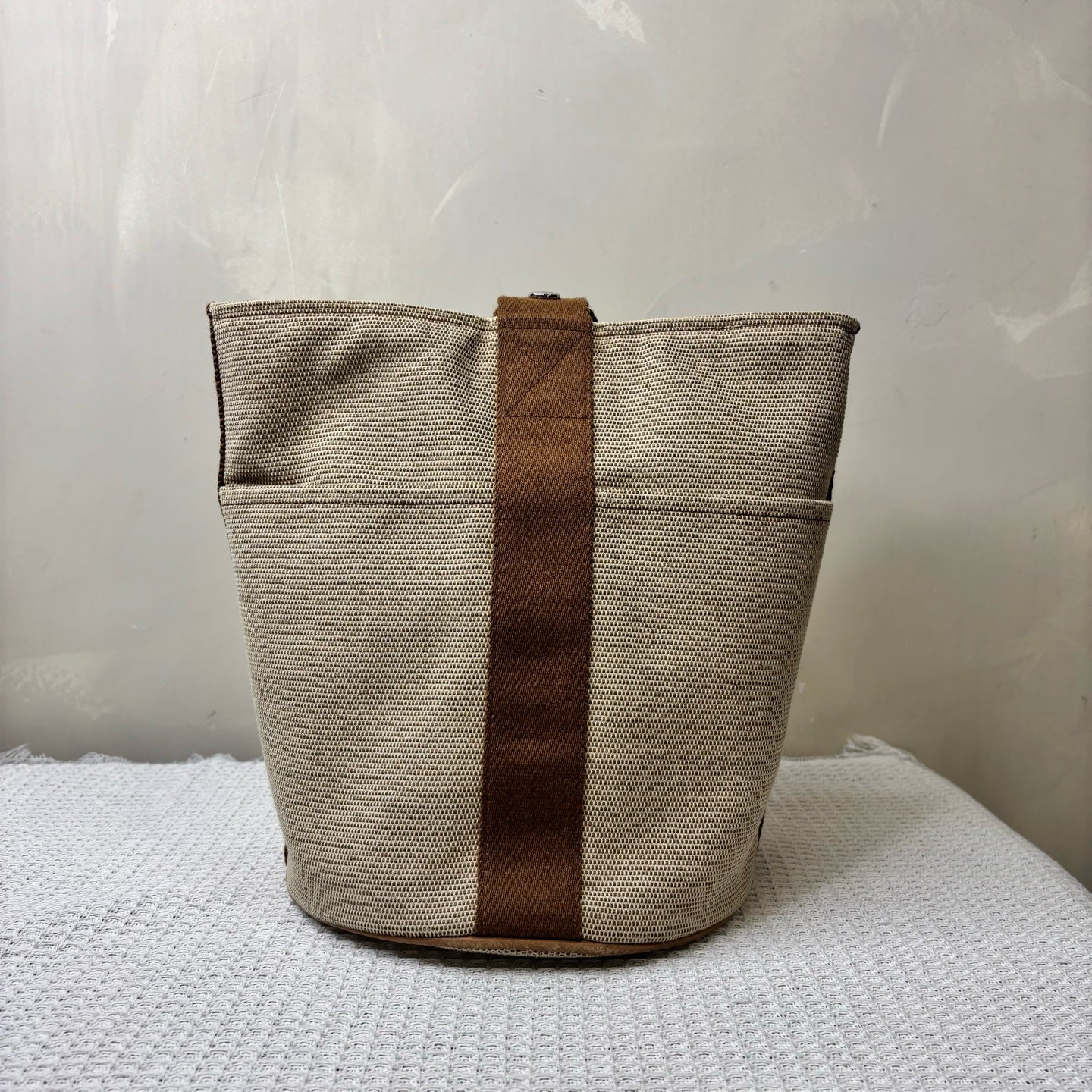 Hermes Canvas Vegetable Basket Water Bucket Bag in Rice Zong Color, 99% New, Size 22.5*27.