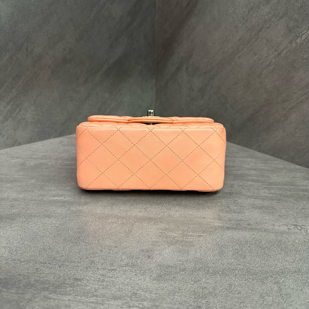 Chanel CF Square Chunky Bag Pink Gold Lambskin Chain Bag Chip Version Structured Shape Clean Interior