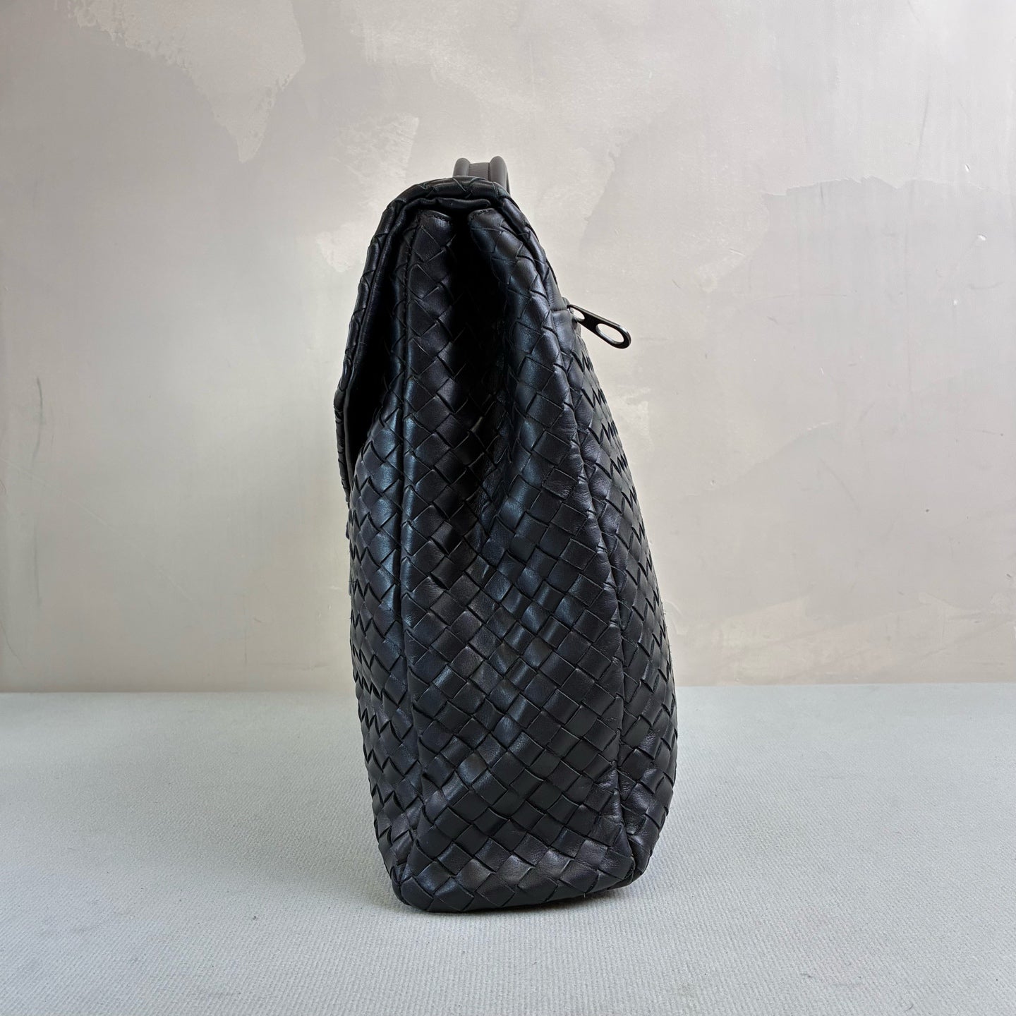 BV/Bottega Veneta 99% new woven black briefcase size 39*27