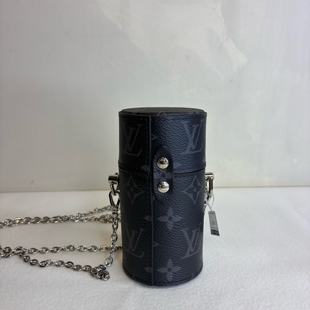 LV/Louis Vuitton 99% new Chip model Black Warrior Monogram Fragrance Box Shoulder Sling Bag Size 13*7