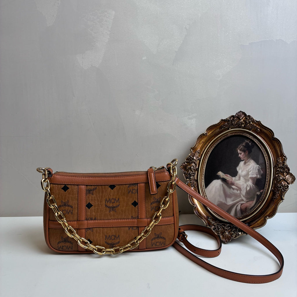 MCM Chain Strap Crossbody Bag Mahjong Bag Classic Cognac Color Mini Aren Shoulder Bag
