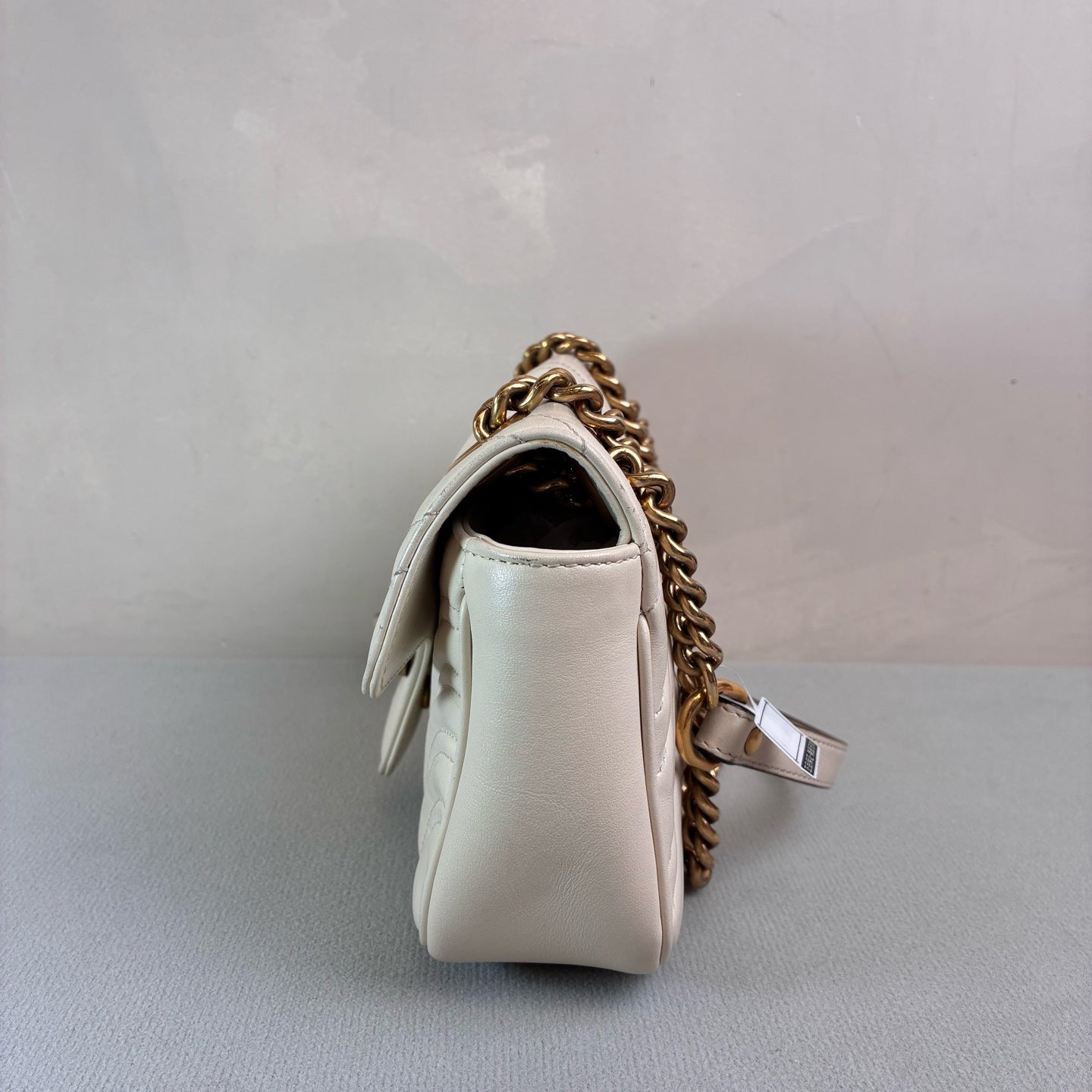 Gucci/Gucci 97 New Gucci Marmont Platinum 22 Chain Bag Size 20*14