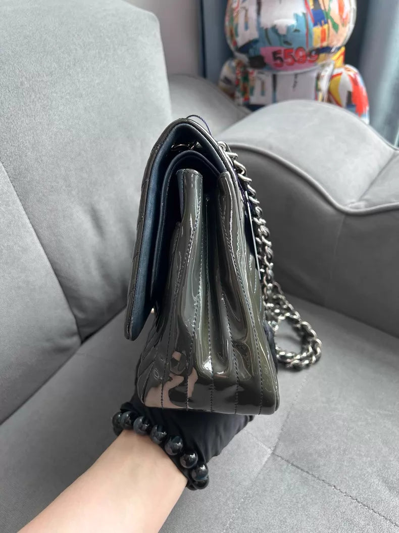 CHANEL Chanel CF patent leather V Jumbo