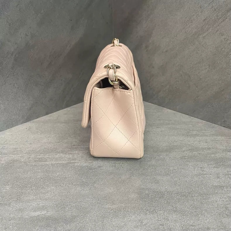 Chanel/ Chanel mini cf pink lambskin 23