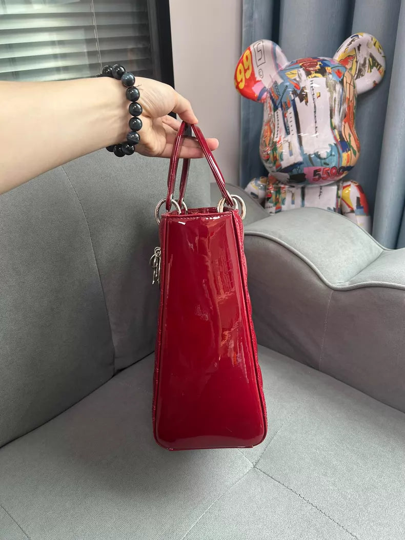 Dior Dior Lady Dior patent leather red 18