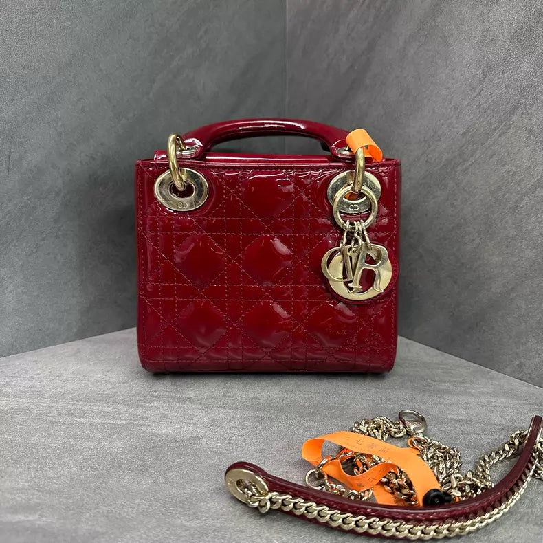 Dior Dior Lady Dior patent leather 3 gold hardware 17