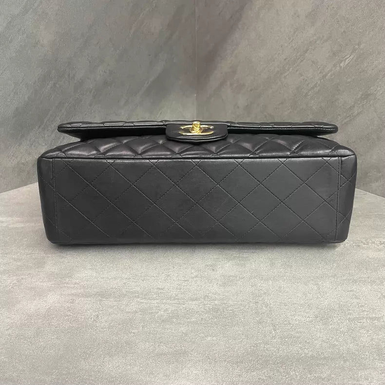 Chanel Chanel cf maxi lambskin 15