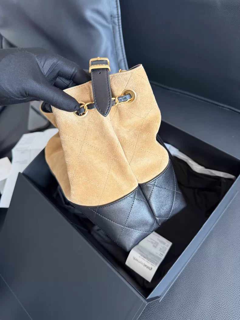 /Chanel Chanel 26s suede hobo