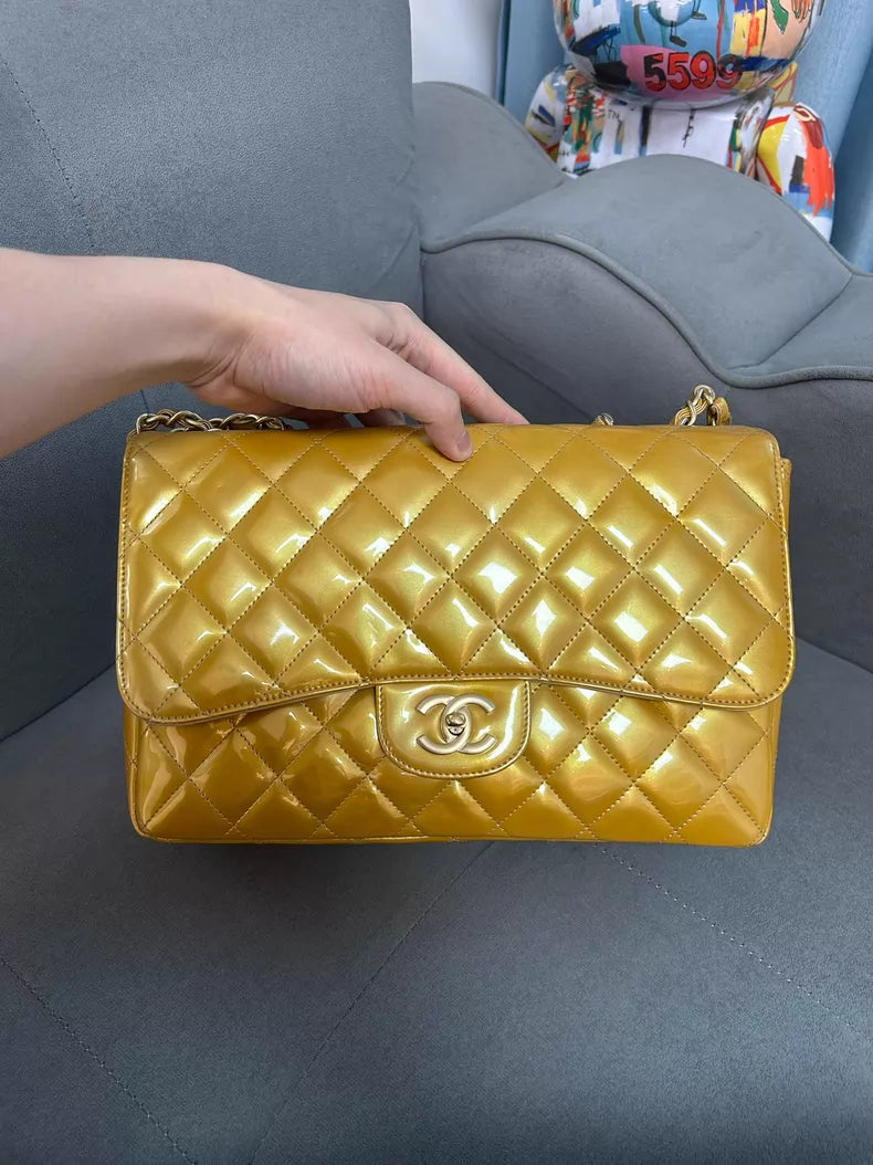 Channel Chanel Cf patent leather Jumbo large chain bag