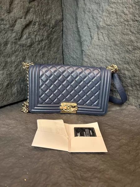 Chanel Chanel leboy medium dark blue 27