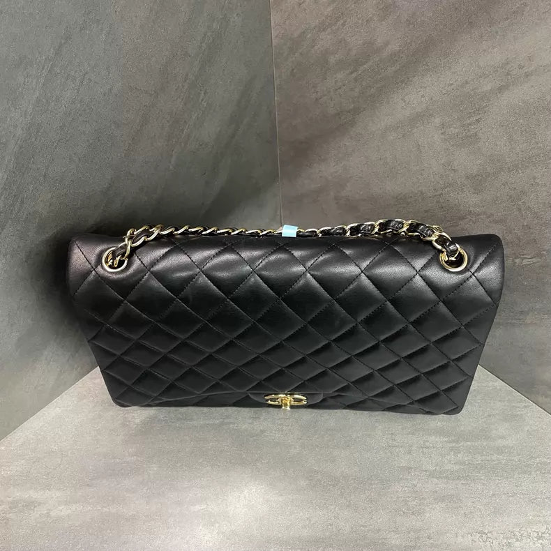 Chanel Chanel cf maxi lambskin 18
