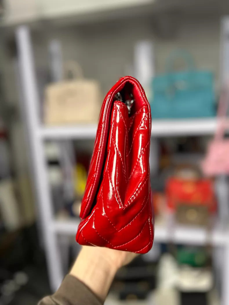 Chanel Chanel cf jumbo patent leather red v