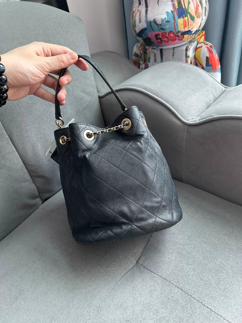 CHANEL Chanel bucket bag pebbled leather 30