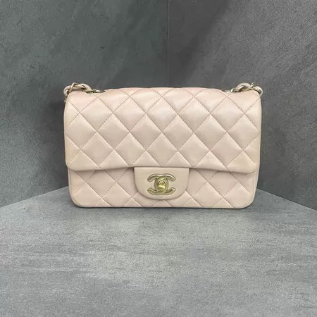 Chanel/ Chanel mini cf pink lambskin 23