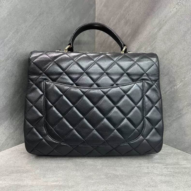 Chanel Chanel Trendy CC black gold hardware large handbag 23