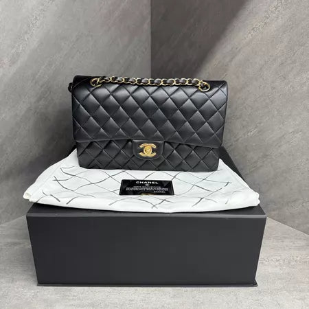 Chanel/ Chanel CF medium black gold hardware lambskin 29