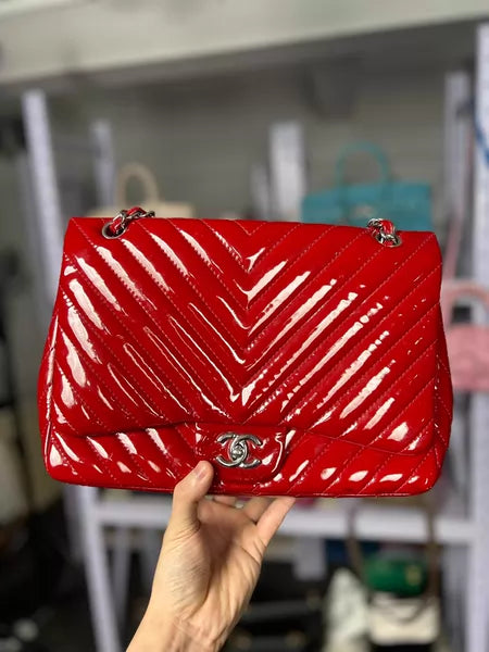 Chanel Chanel cf jumbo patent leather red v