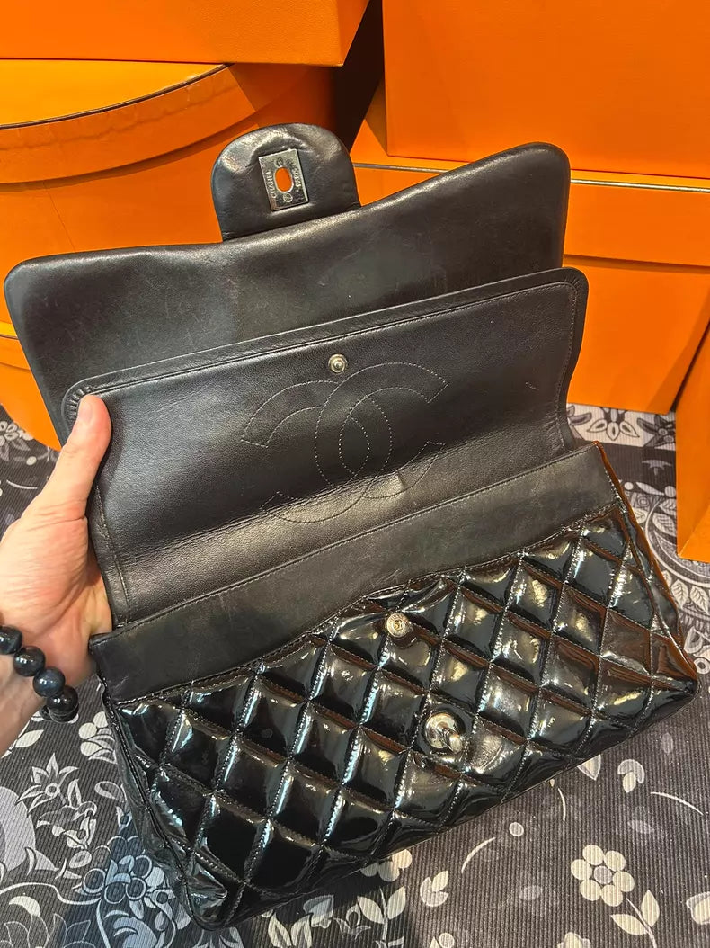 Chanel Chanel cf patent leather jumbo