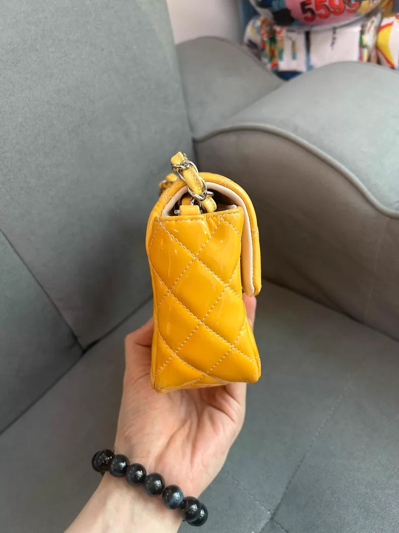 Chanel cf mini pink patent leather 17