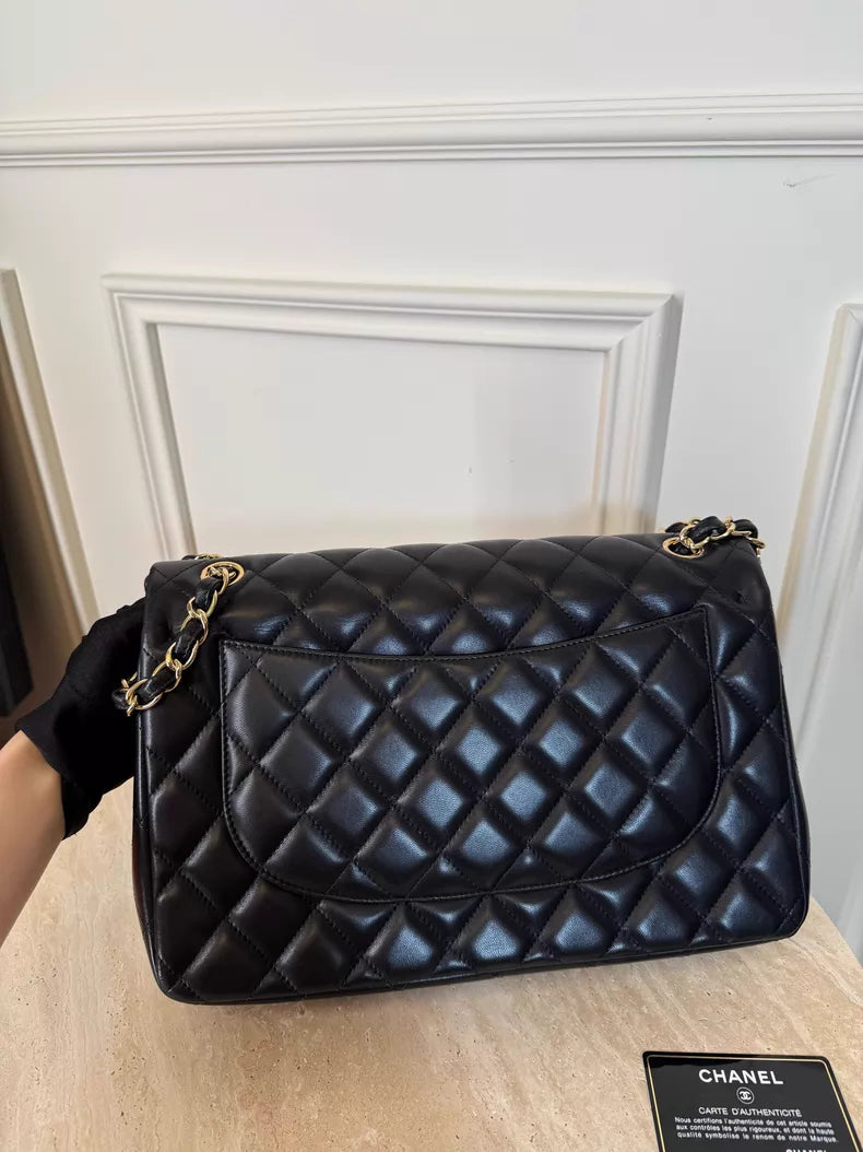 Chanel Chanel CF lambskin jumbo 16