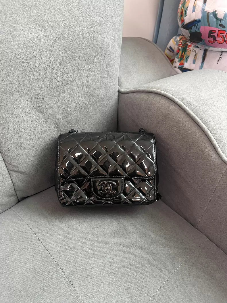 Chanel Chanel cf patent leather so black