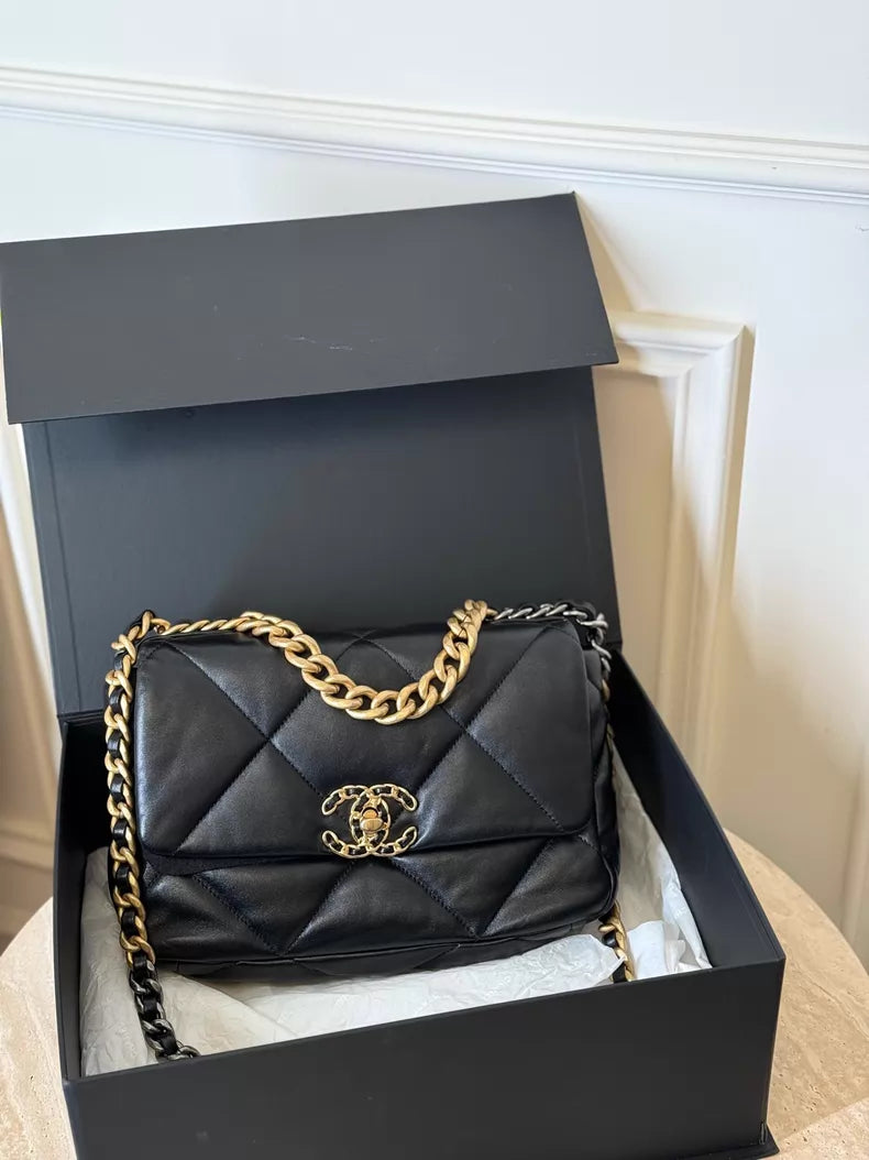 Chanel Chanel 19Bag small