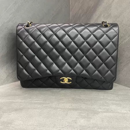 Chanel Chanel cf maxi lambskin 15