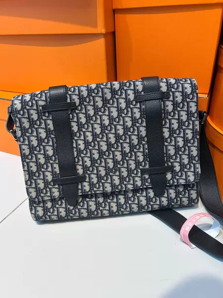 Dior shoulder bag 99