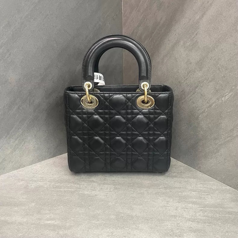 Dior /Dior Lady Dior lambskin 1