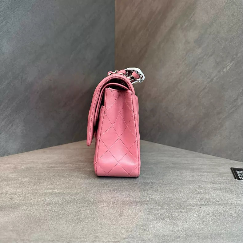 Chanel cf medium pink lambskin 18